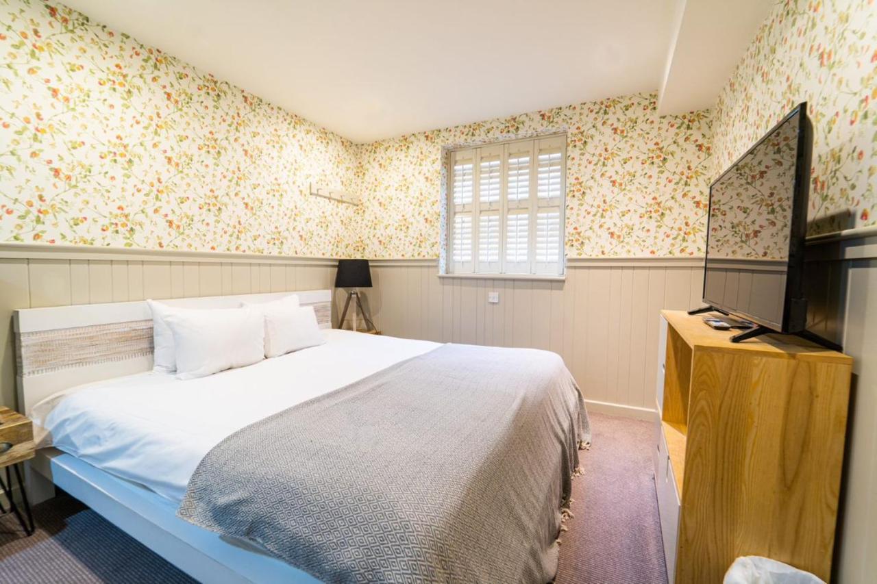 Brooks 4* Bristol